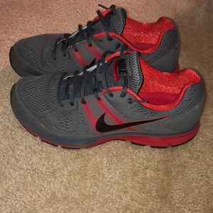 men’s nike pegasus size 11